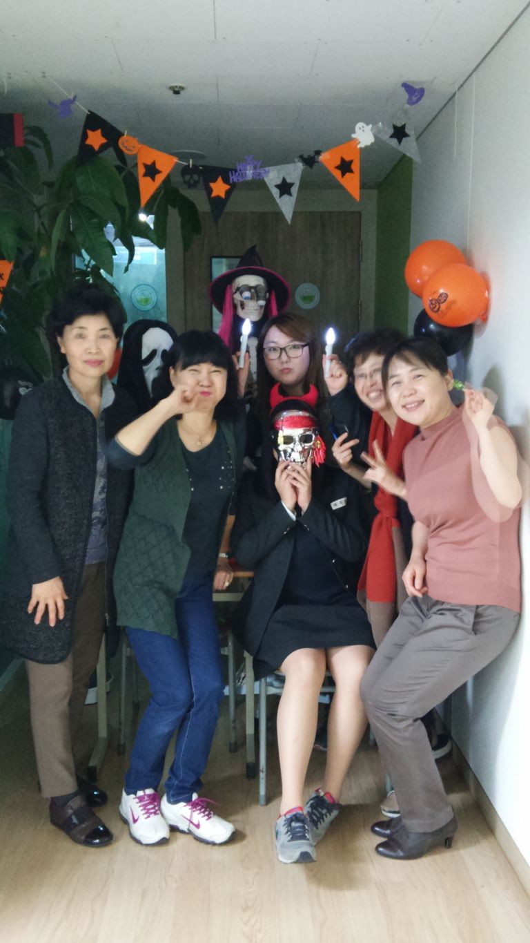 드뎌 수원역 분원 할로윈 사진 올려용